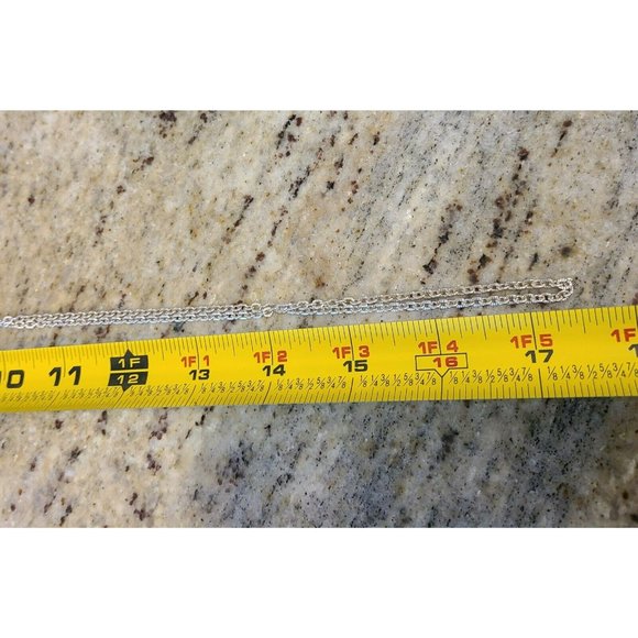 Shell Jewelry. Two Shells on Long Silver Tone Chain Vintage - Picture 11 of 12